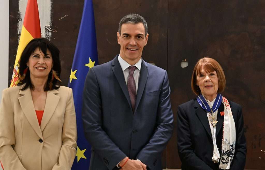 Gisèle Pelicot recibe en Madrid la Encomienda del Mérito Civil
